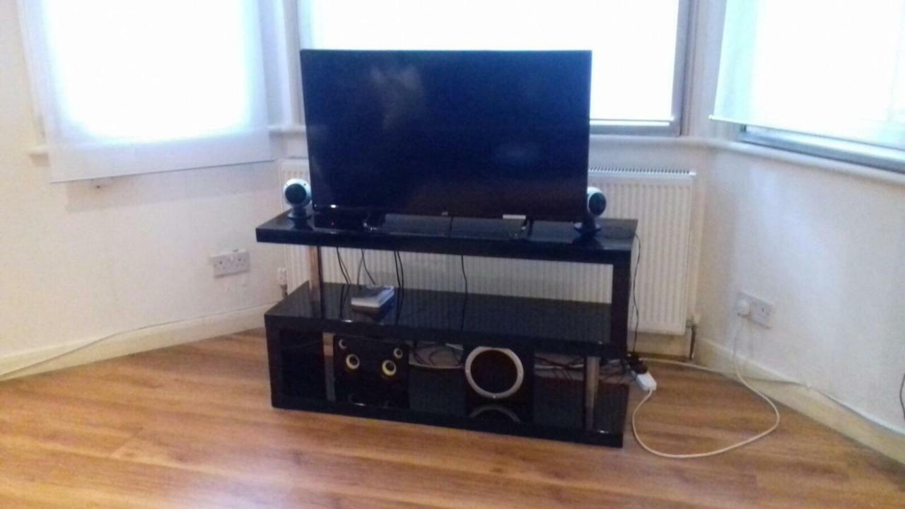 דירות לונדון Stylish 1 Bed In Earls Court מראה חיצוני תמונה